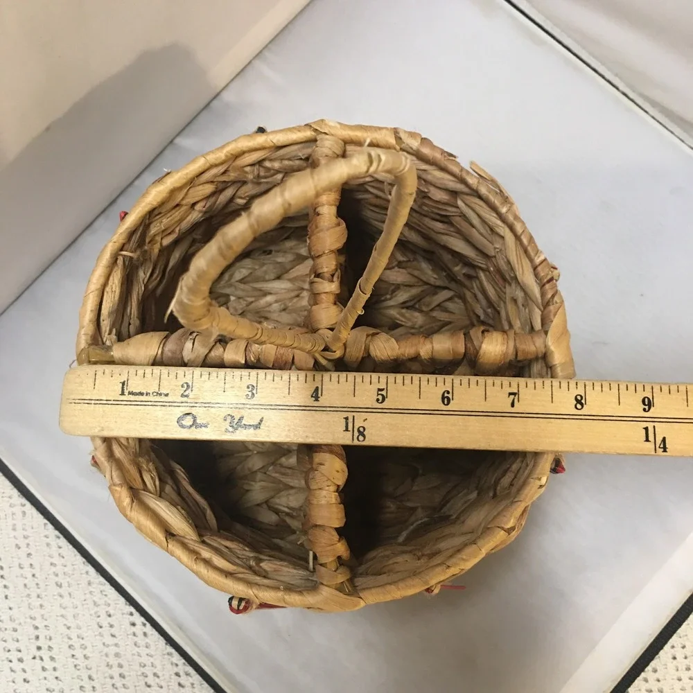 Woven Seagrass Utensil Caddy Tan Tassel 4-Compartment Basket Serving Party